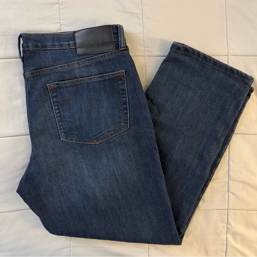 Men’s Fleece Lined Straight Fit Eddie Bauer Jeans Size 34 x 30